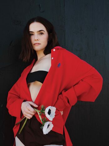 Zoey Deutch