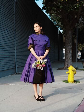 Zoey Deutch