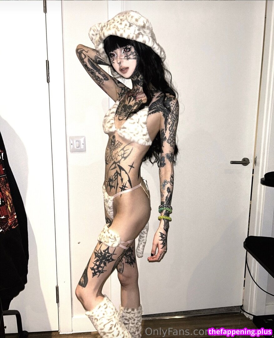 x3m_0x77_void / yl0_o / zzem.zzem Fotografie OnlyFans Dezbrăcată #35